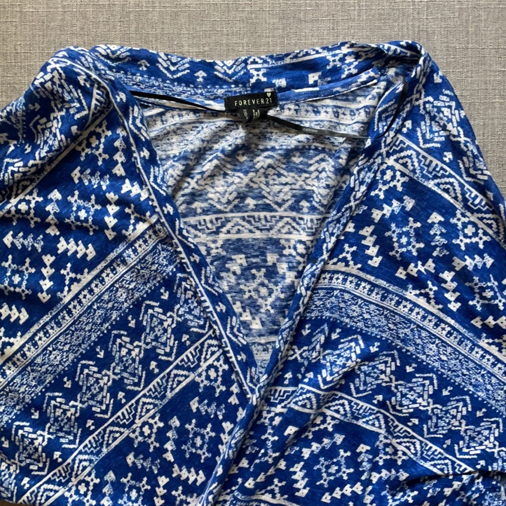 Short sleeve cardigan